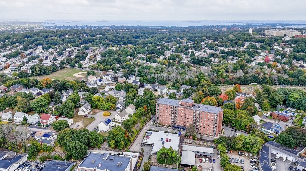 230 Willard St, Quincy MA 02169-1570 exterior