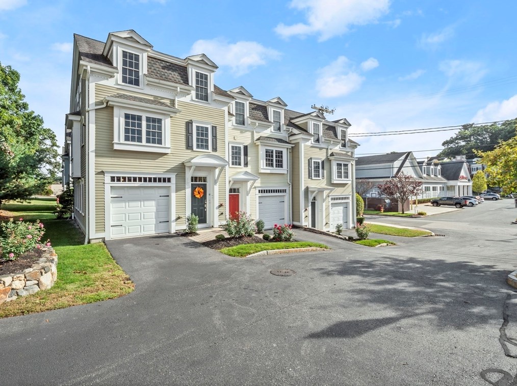 6 Murray Ave #9, Burlington, MA 01803