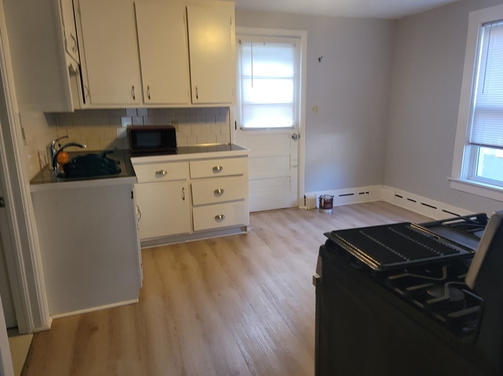 22 Schofield Ave #4, Dudley, MA 01571