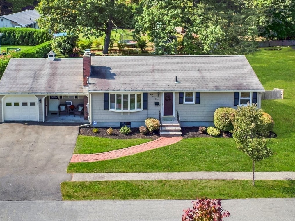 2 Kinsman St, Beverly, MA 01915