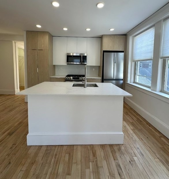 26 Bradlee Rd #405, Medford, MA 02155