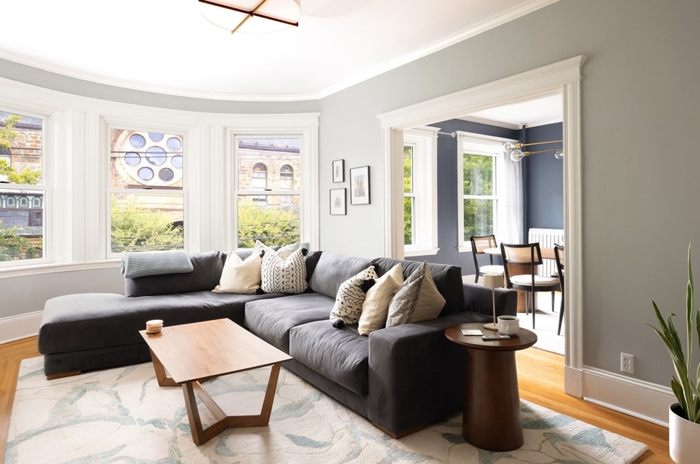 81 Park St, Brookline, MA 02446-6325