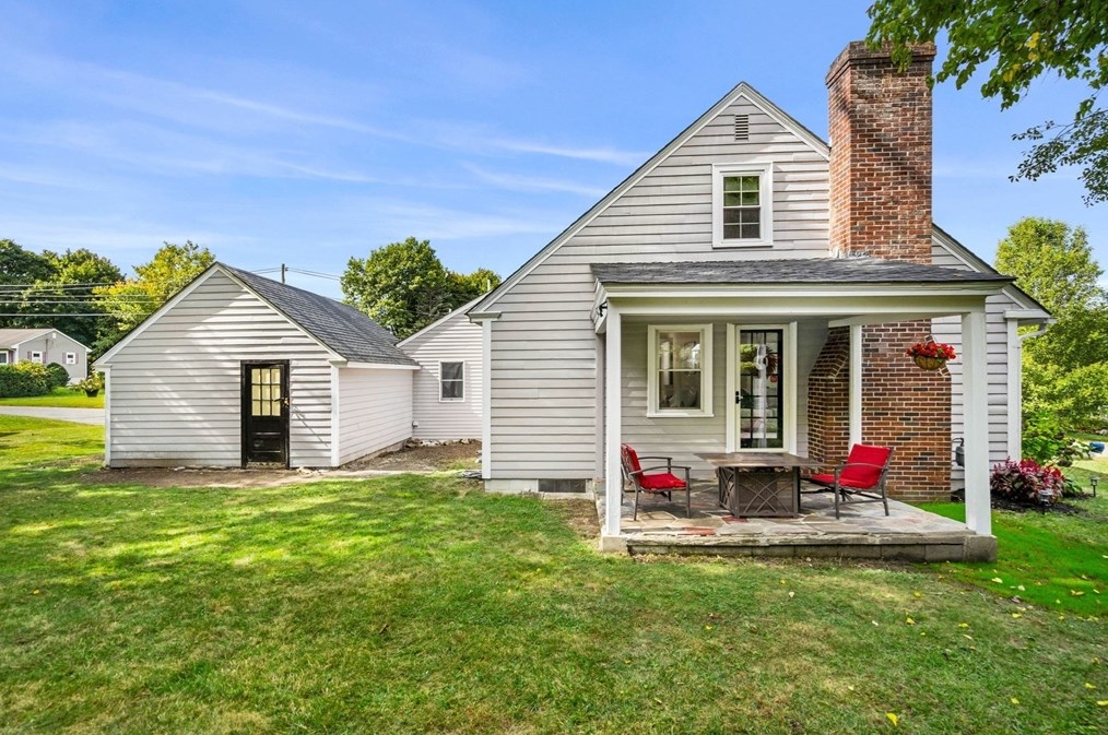 755 Merrimack St, Lowell MA 01852-5903 exterior