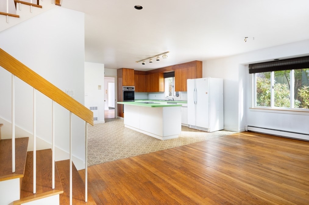 855 Concord Ave, Belmont MA 02478-4041 exterior