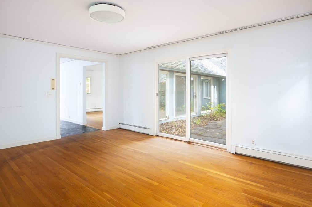 855 Concord Ave, Belmont MA 02478-4041 exterior