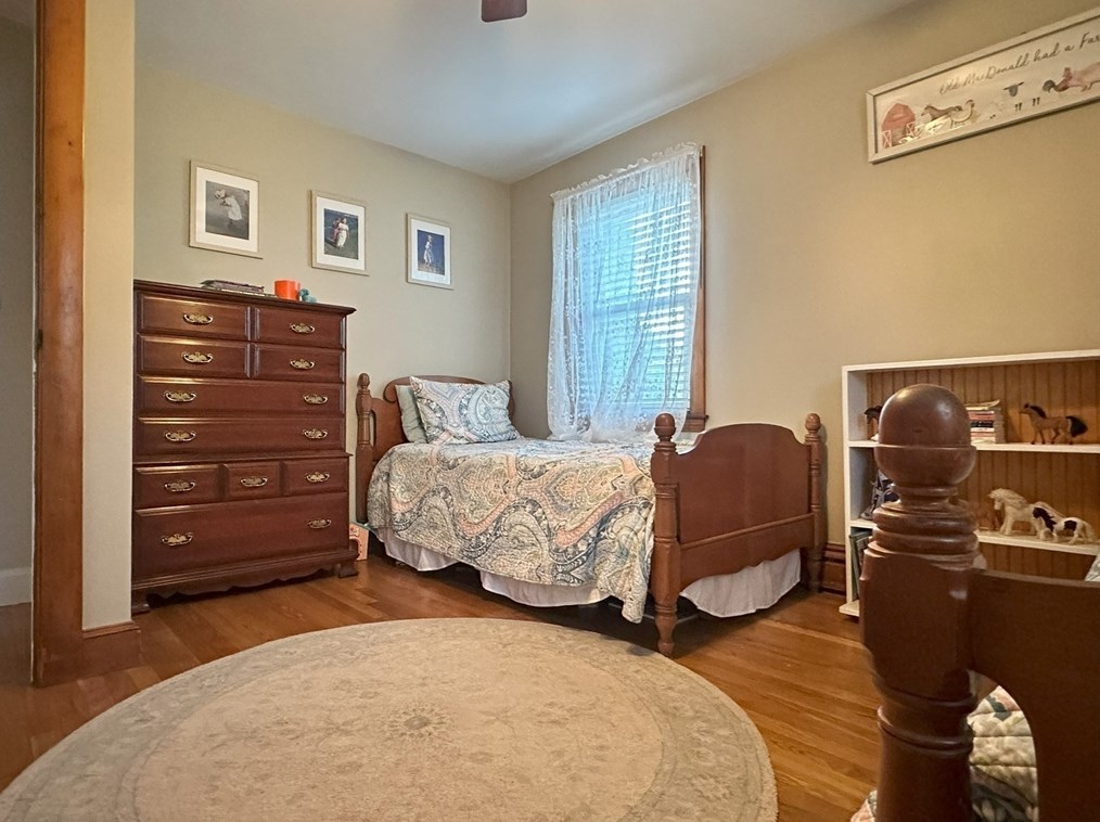 526 Commercial St, Weymouth MA 02188-3705 exterior