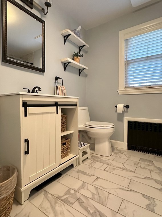 526 Commercial St, Weymouth MA 02188-3705 exterior