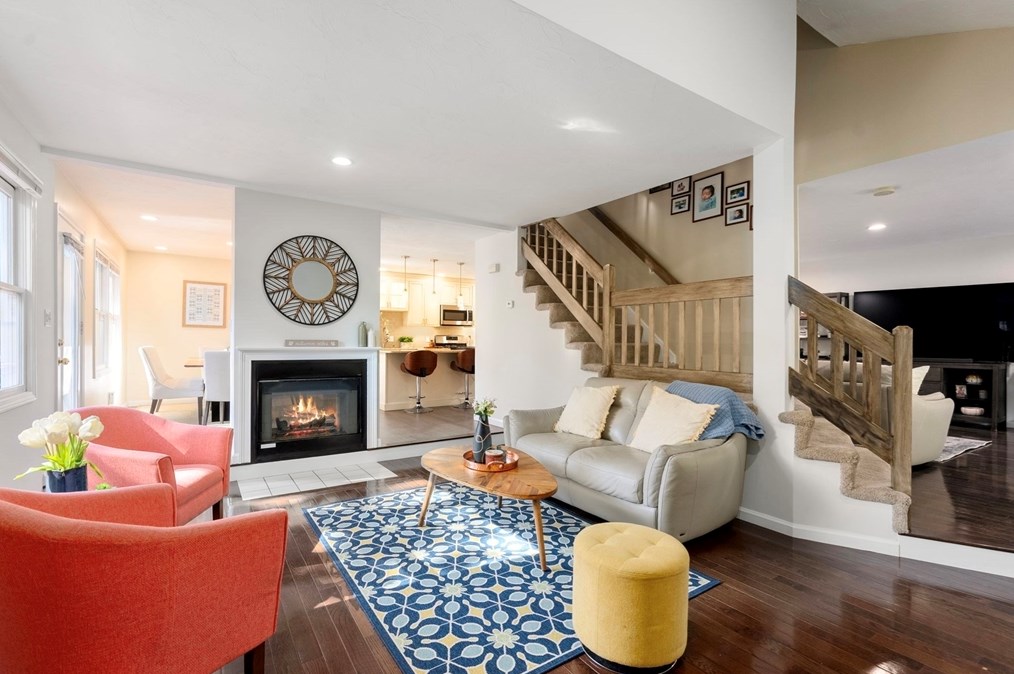 87 Arrowhead Cir, Ashland, MA 01721-3906