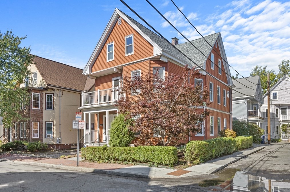 68 Porter Rd, Cambridge, MA 02140-2110