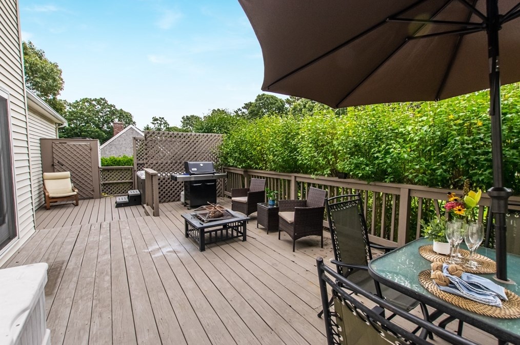 26 Old Carriage Dr, Harwich, MA 02645