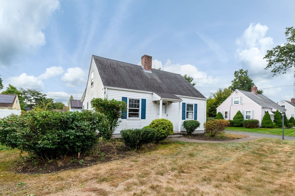 227 Arcadia Blvd, Springfield, MA 01118