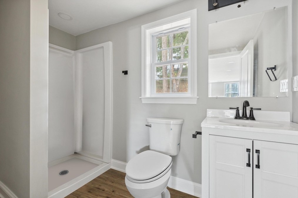 124 Grn St, Weymouth MA 02191-2009 exterior