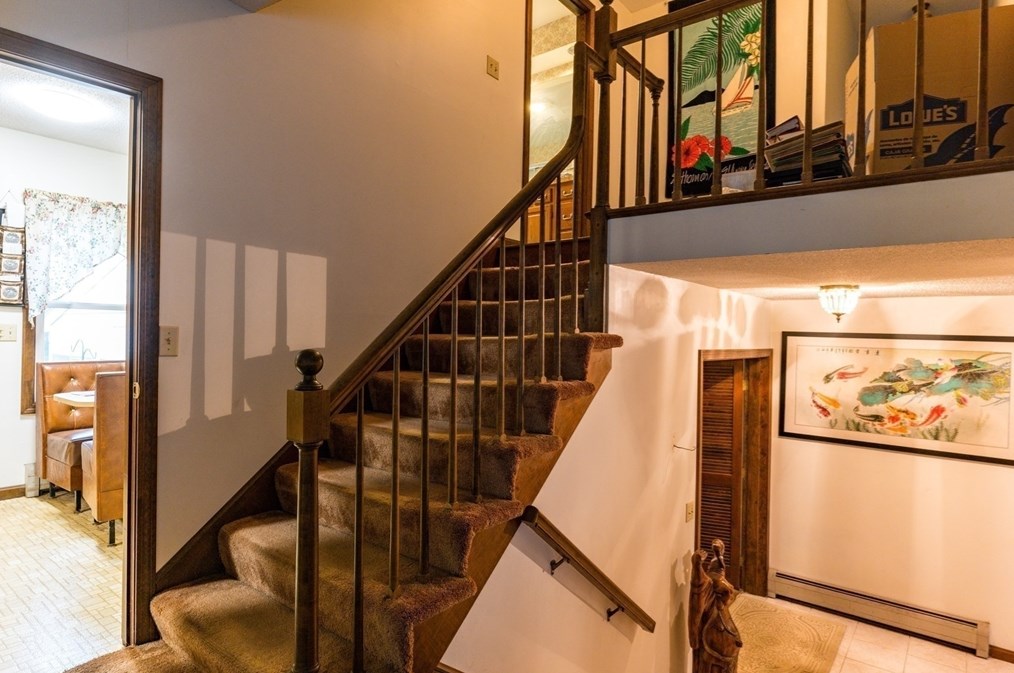 53 Tucker Ln, Dartmouth MA 02747-3528 exterior