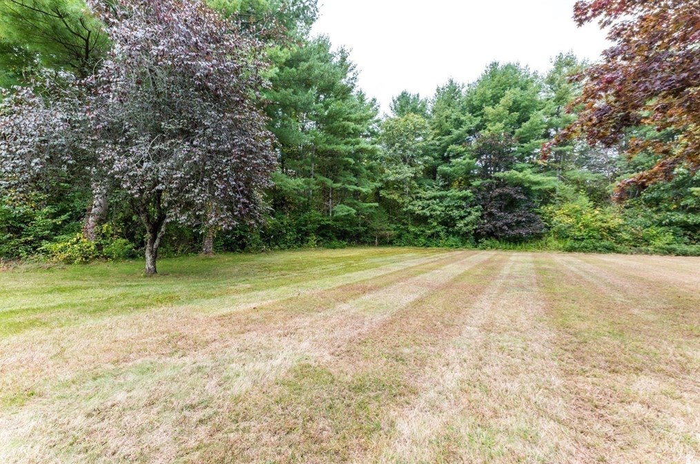 53 Tucker Ln, Dartmouth MA 02747-3528 exterior