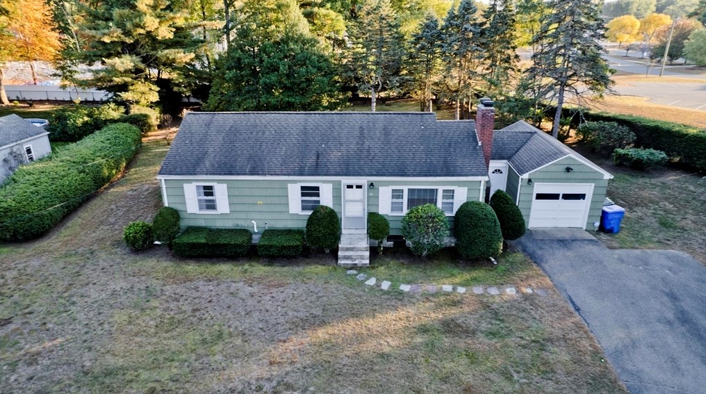 151 Fox Hill Rd, Springfield, MA 01118