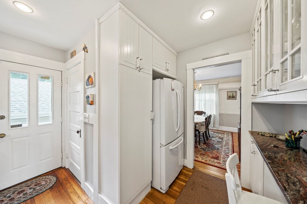 75 Greenleaf St, Quincy MA  02169-4429 exterior