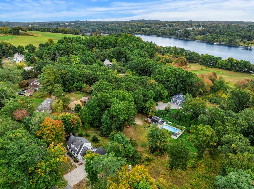 655 Broadway, Haverhill MA 01830-2404 exterior