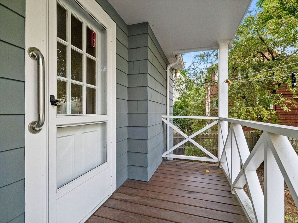 111 Fairmont St, Arlington MA 02474-8718 exterior