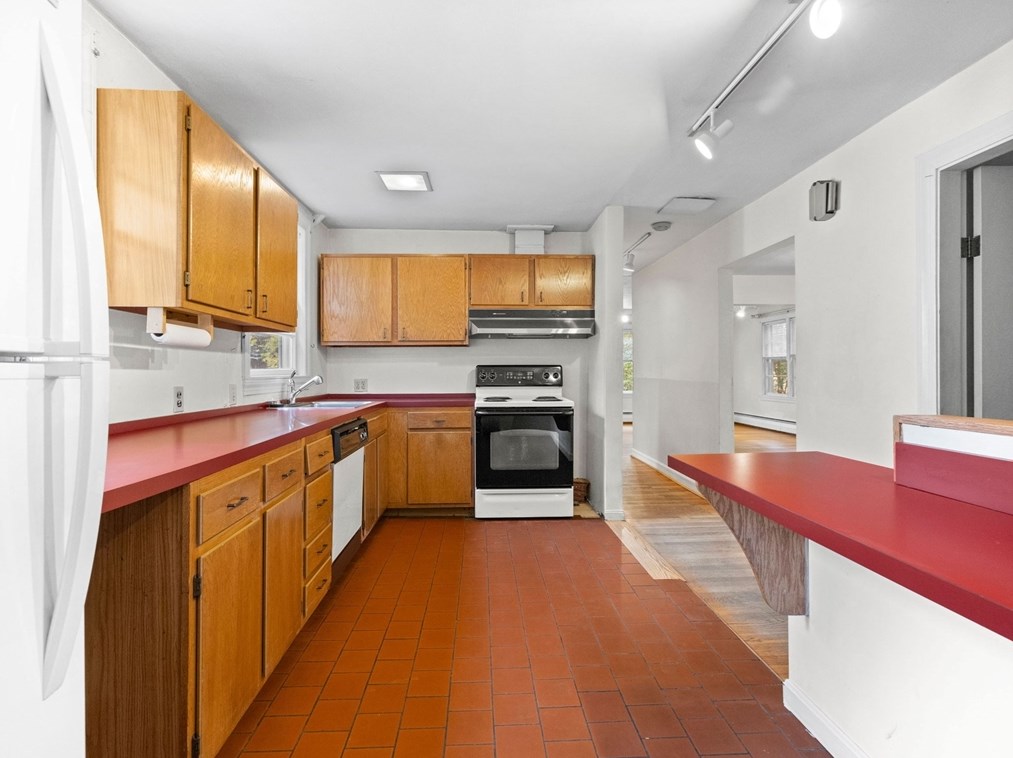 111 Fairmont St, Arlington MA 02474-8718 exterior