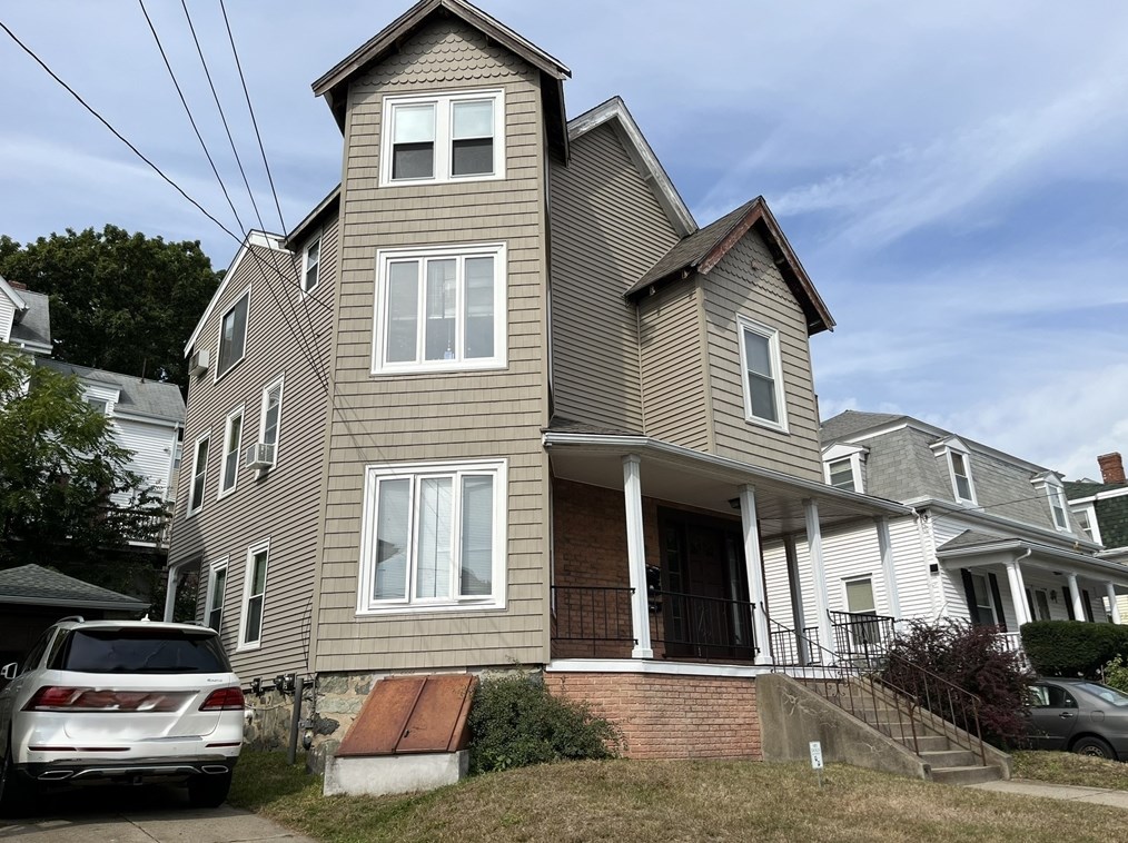 72 Wyoming Ave, Malden, MA 02148-1348