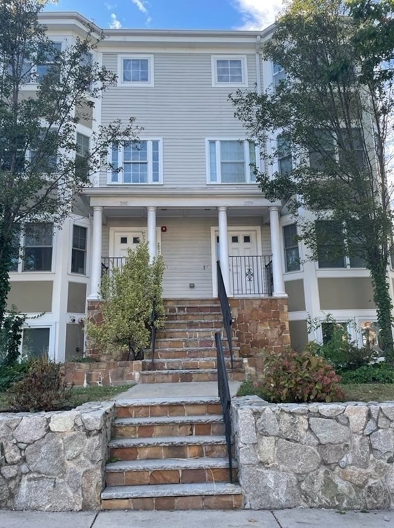 379 Hyde Park Ave #2, Boston, MA 02131