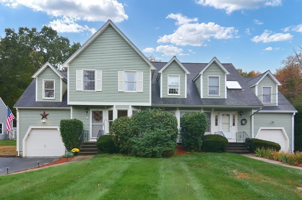 61 Spencer St #61, Millis, MA 02054