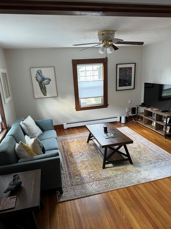 239 Robbins St, Waltham, MA 02453 exterior