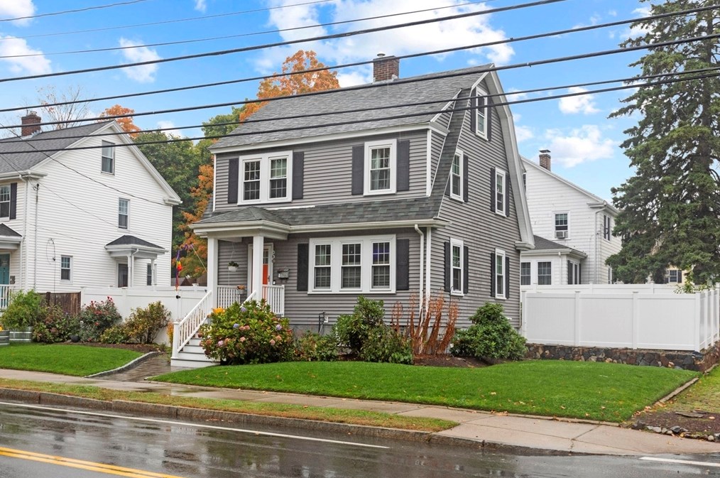 176 Salem St, Reading MA 01867-2617 exterior