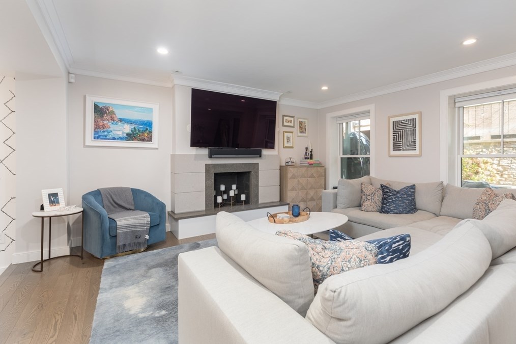 13 Concord Square #1, Boston, MA 02118