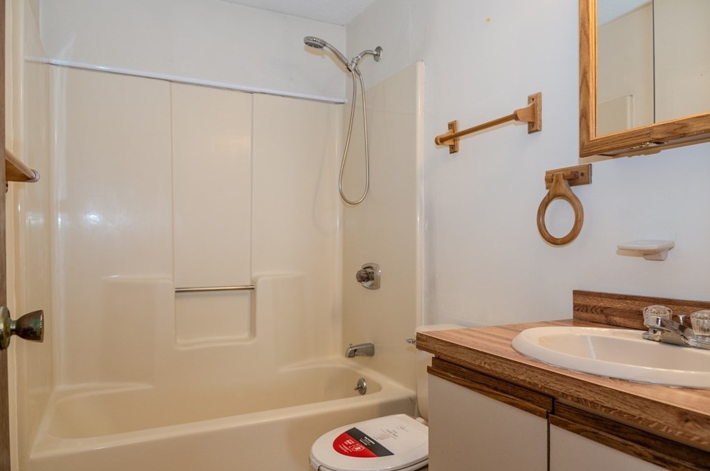 1821 Middlesex St, Lowell MA  01851-1162 exterior