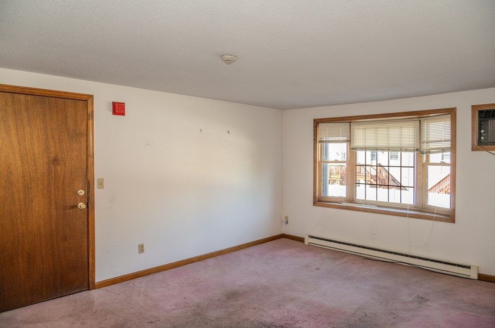 1821 Middlesex St, Lowell, MA 01851 exterior