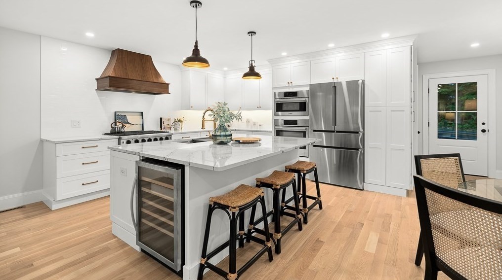 148 Hesperus Ave #a, Gloucester, MA 01930