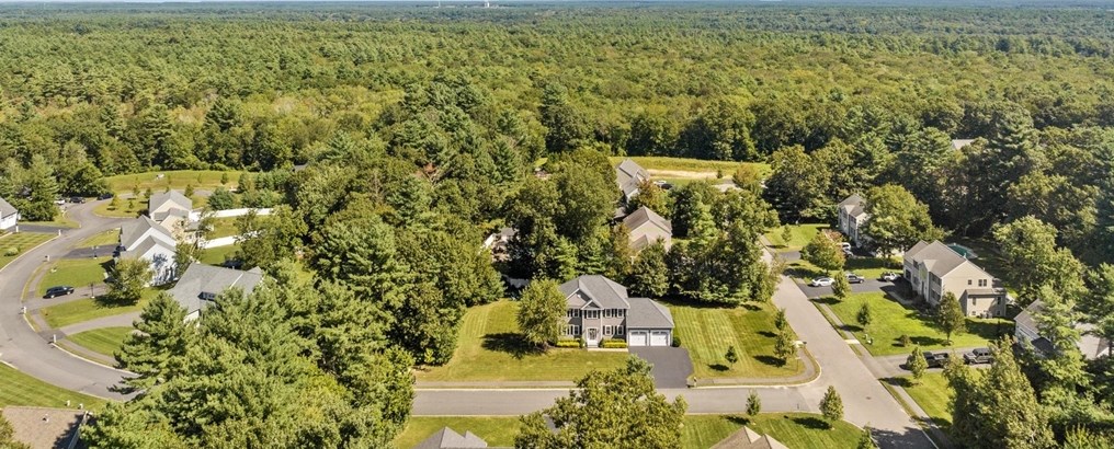 7 Partridge Ln, Raynham, MA 02767