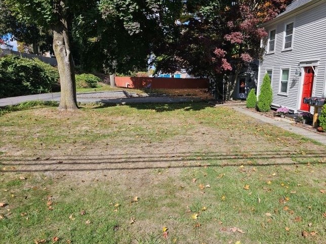 17 Andover St, Georgetown, MA 01833 exterior