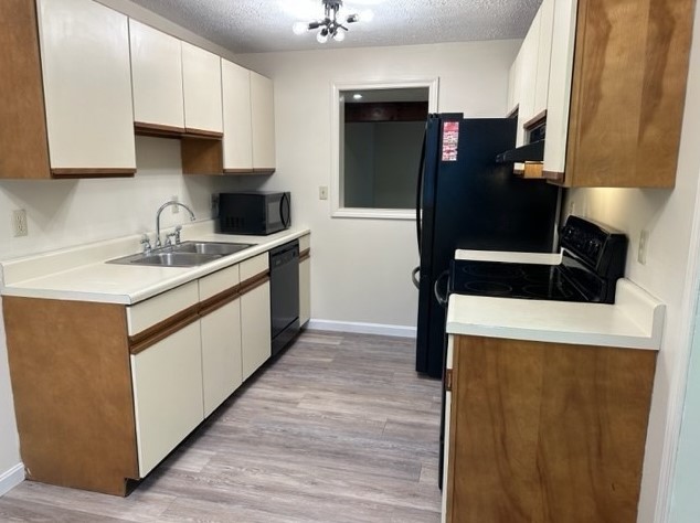 48 Fox Meadow #c, Leominster, MA 01453