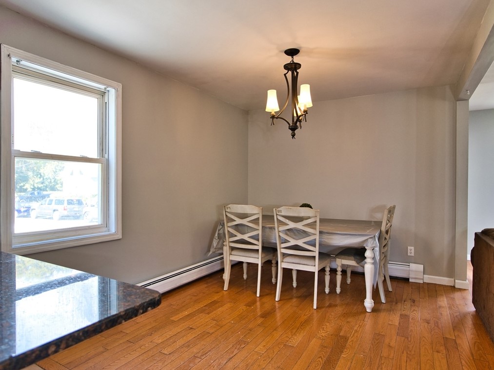 3 Wordell St, Dartmouth MA  02748-1600 exterior