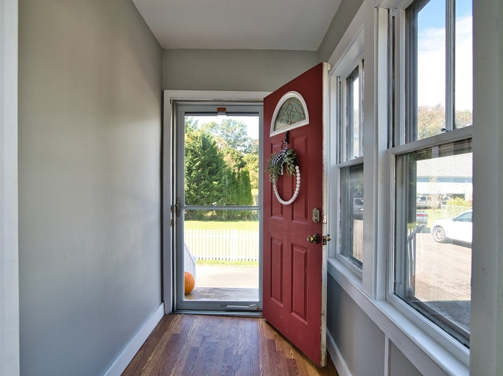 3 Wordell St, Dartmouth MA  02748-1600 exterior