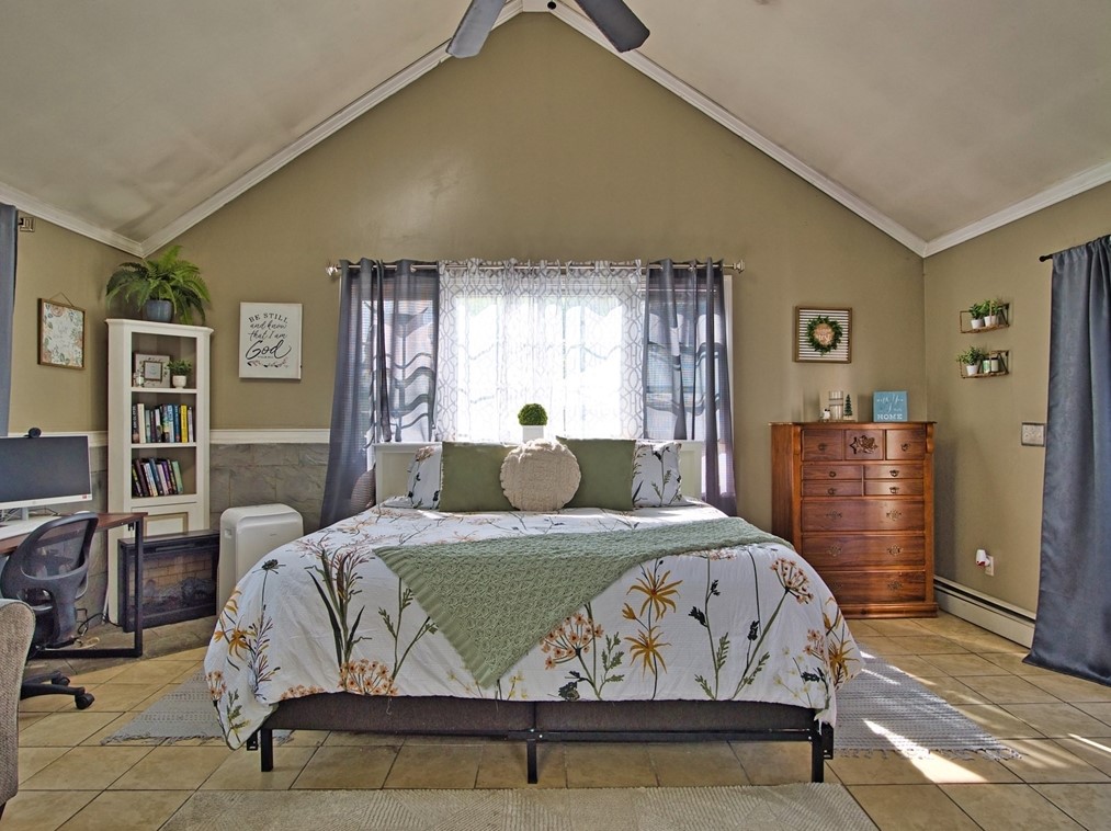 3 Wordell St, Dartmouth MA  02748-1600 exterior