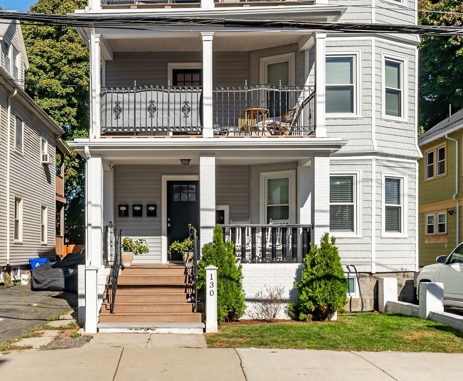 130 Wrentham St #1, Boston, MA 02124