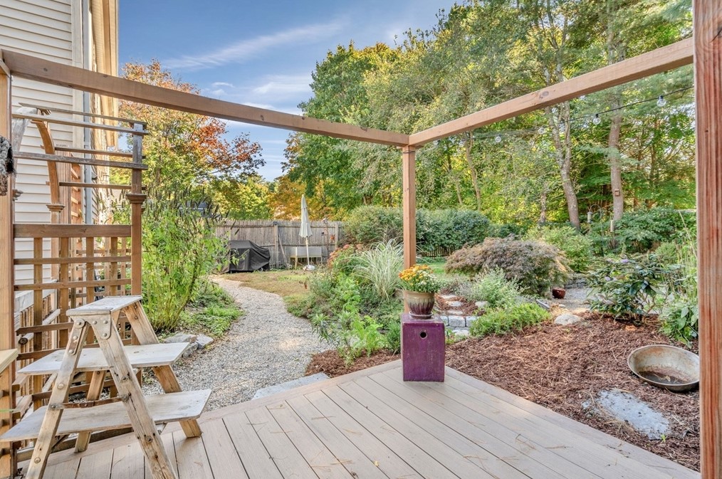 29 Water St #29, Concord, MA 01742