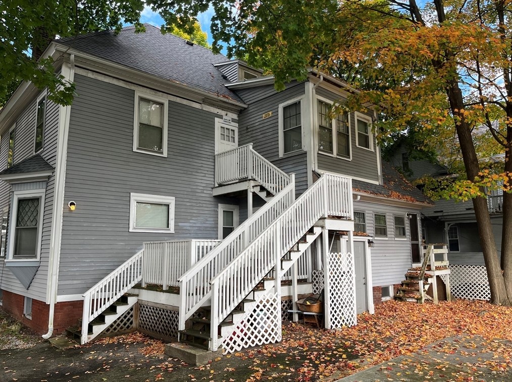 36-38 Richmond Ave, Worcester, MA 01602