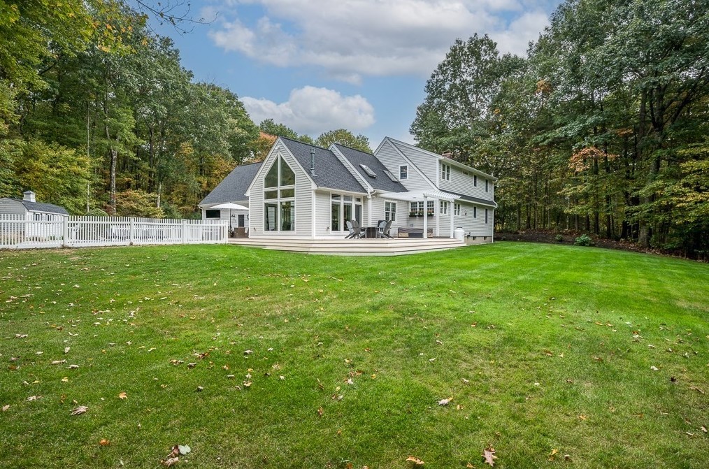 44 Brooks Rd, Worcester, MA 01612