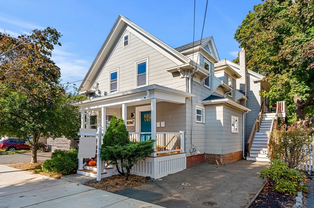 24 Beckford St, Beverly, MA 01915