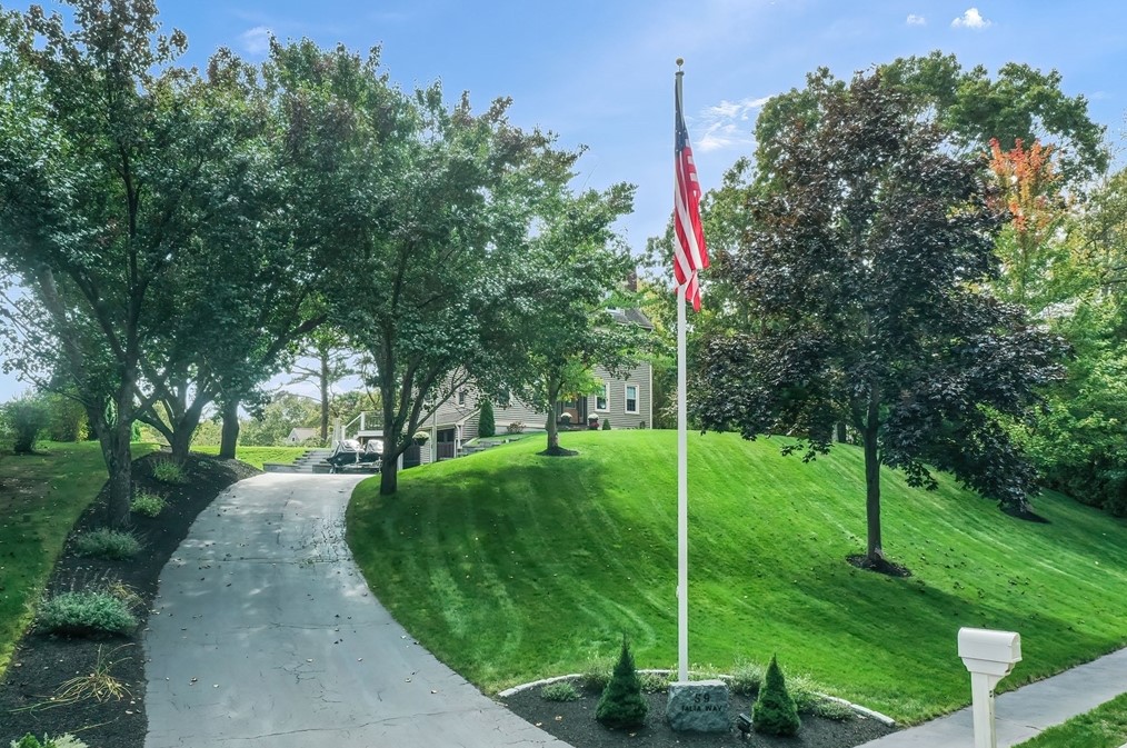 59 Talia Way, Plymouth, MA 02360
