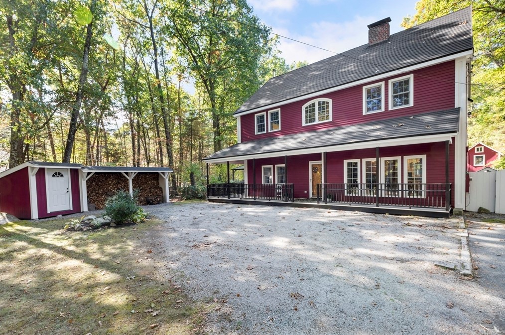 242 Rivulet St, Uxbridge, MA 01569
