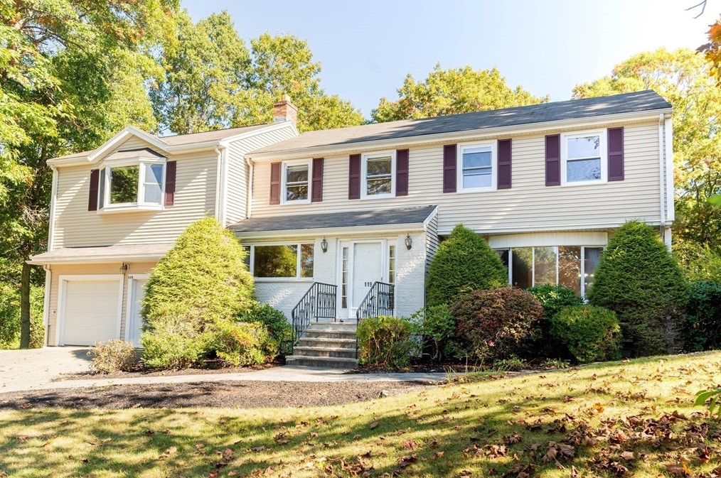 119 Sherbourne Pl, Waltham, MA 02451