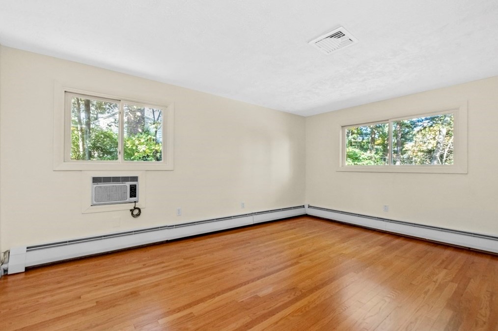 1704 Trapelo Rd, Waltham MA 02452-6363 exterior