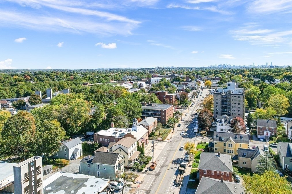 1011 Massachusetts Ave, Arlington MA 02476-4310 exterior