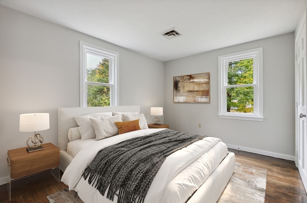 480 Main St, Hanover MA 02339-1911 exterior