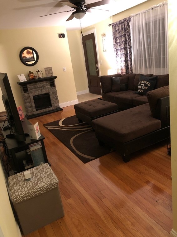 438 State St #a, Belchertown, MA 01007